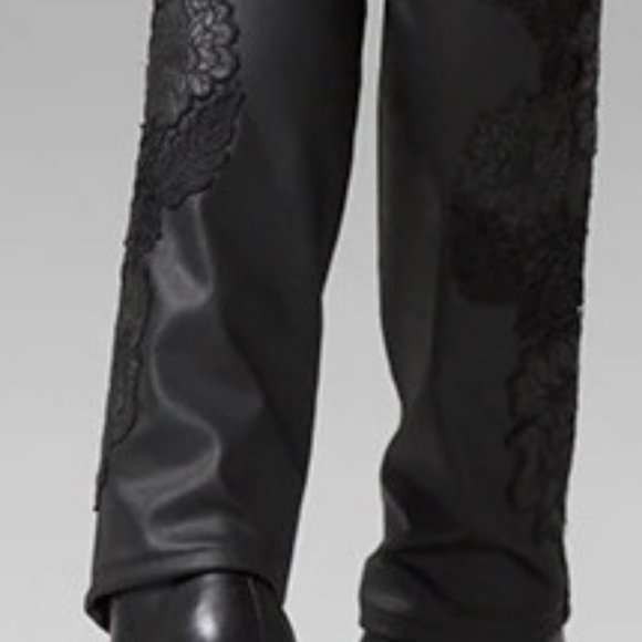 WHBM NWT $150 High-Rise Coated Denim & Lace Slim Jeans Black - Picture 9 of 9